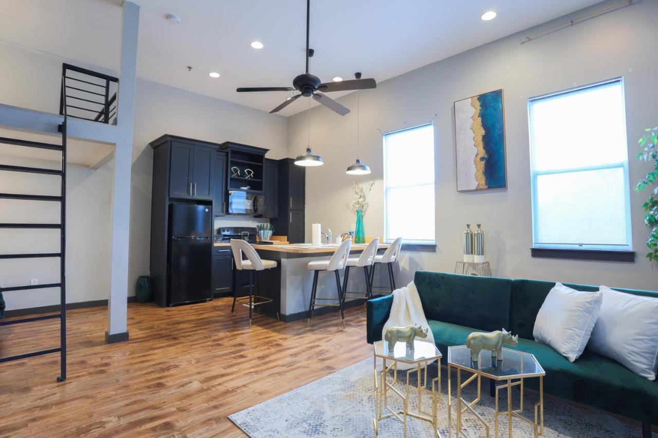 Old West Studio Lofts West Tampa Exteriör bild