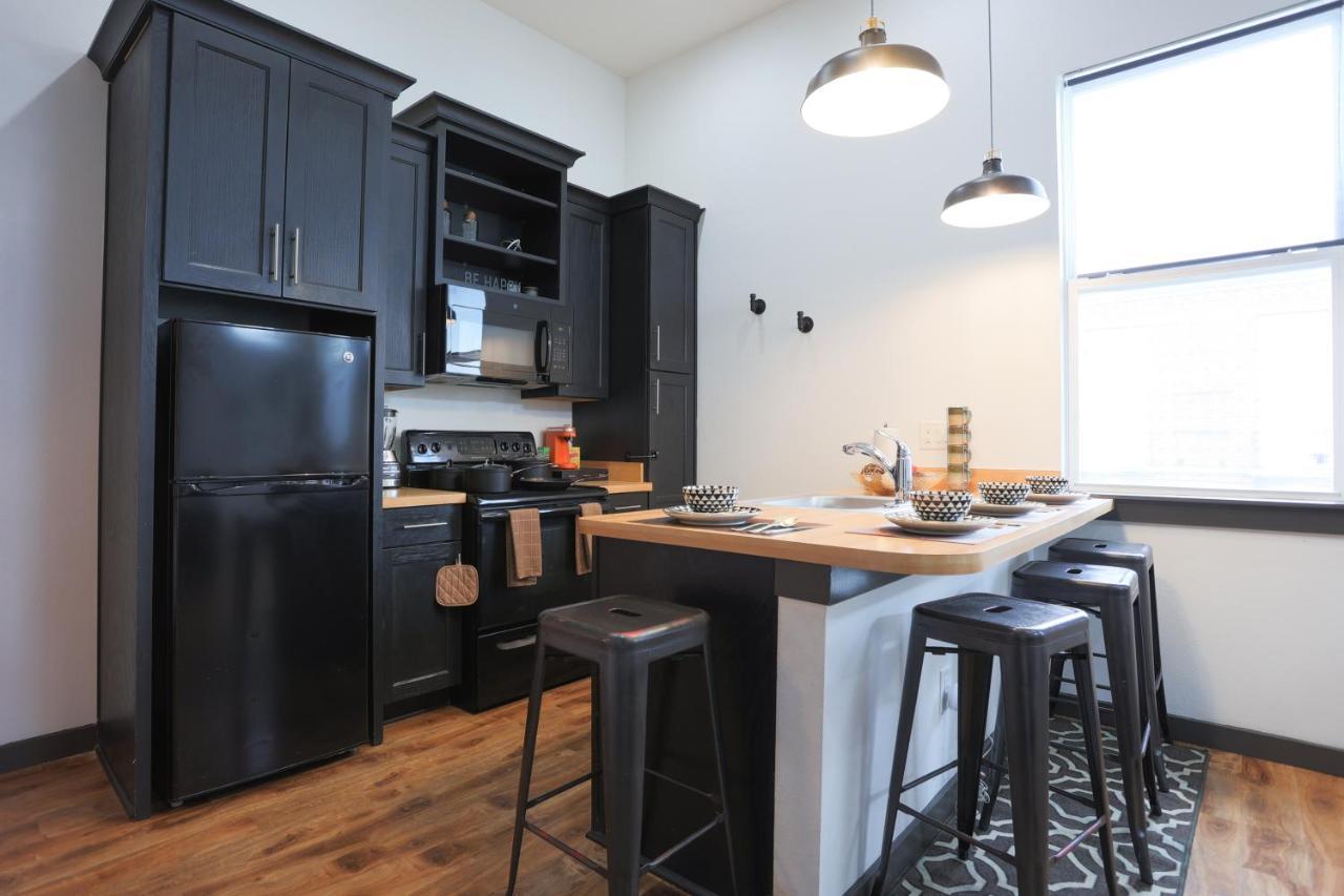Old West Studio Lofts West Tampa Exteriör bild