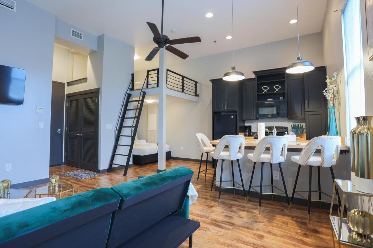 Old West Studio Lofts West Tampa Exteriör bild
